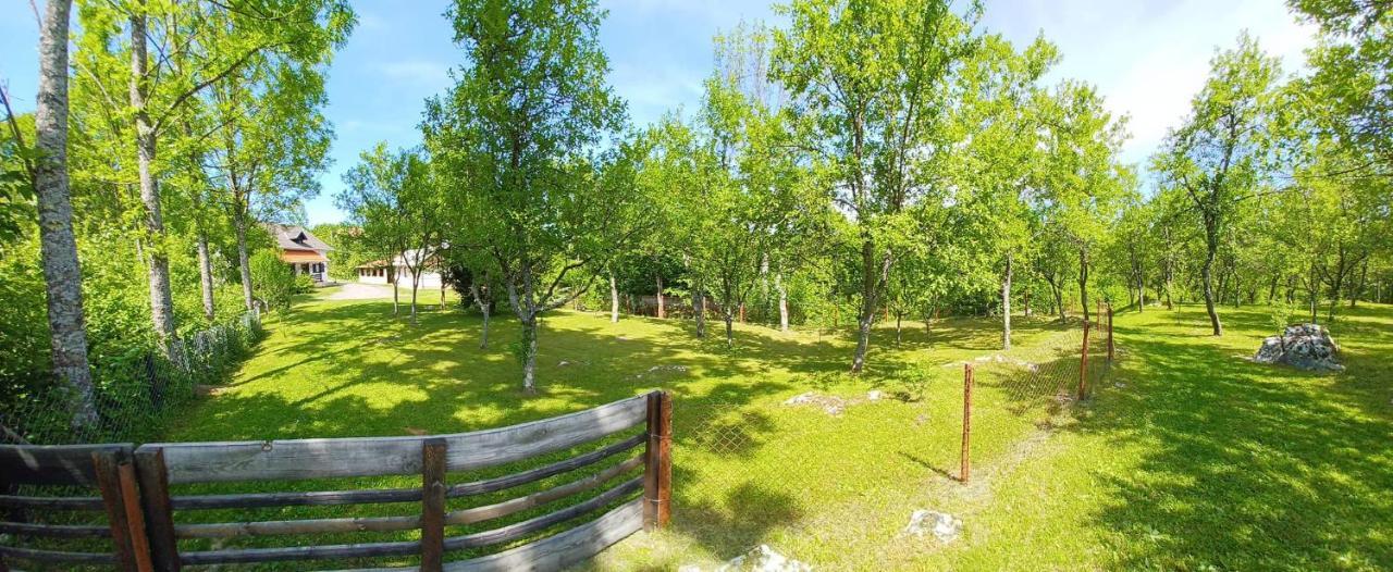 Apartman Marica Rakovica Exteriér fotografie
